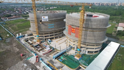 上海康方全球研發中心項目主體結構全面封頂，助力生物制劑研發新紀元