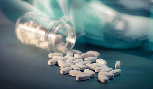 新冠感染癥狀、就醫信號與科學應對 理性備藥與生物制劑進展解析